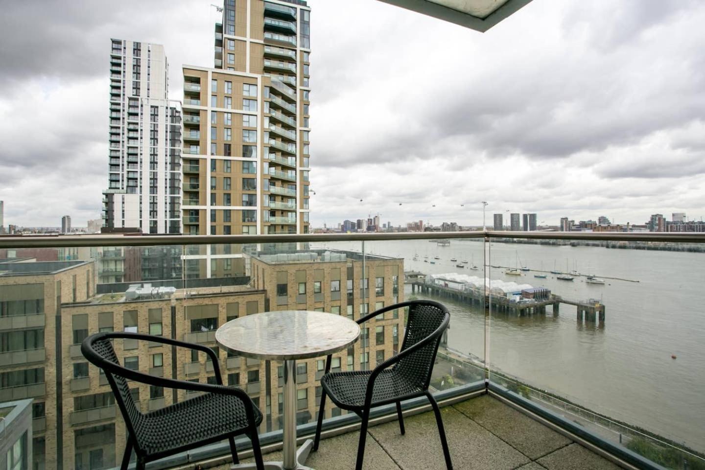 Guestready - Comfort By The Thames, W/ Balcony London Ngoại thất bức ảnh